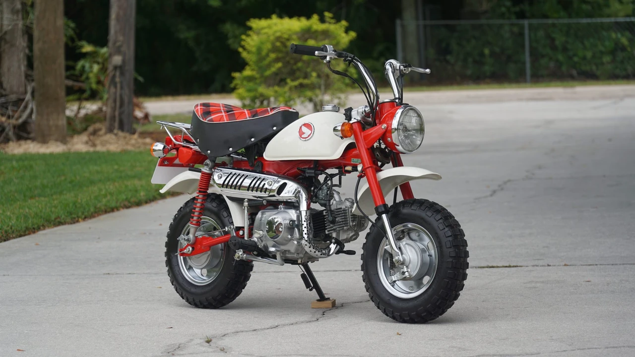 1997 Honda Motorcycles - Image 2 of 31