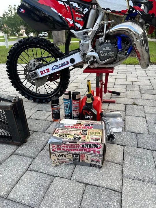 1997 Honda CR - Image 6 of 10