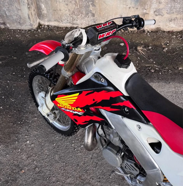 1997 Honda CR - Image 3 of 4