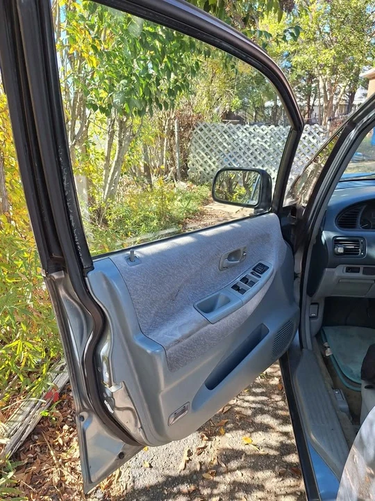1997 Honda Odyssey - Image 8 of 10