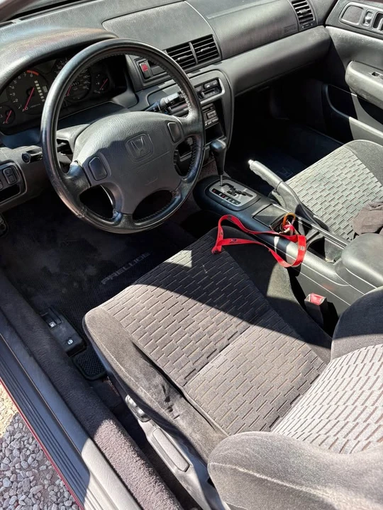 1997 Honda Prelude 5th Gen - Image 13 of 18