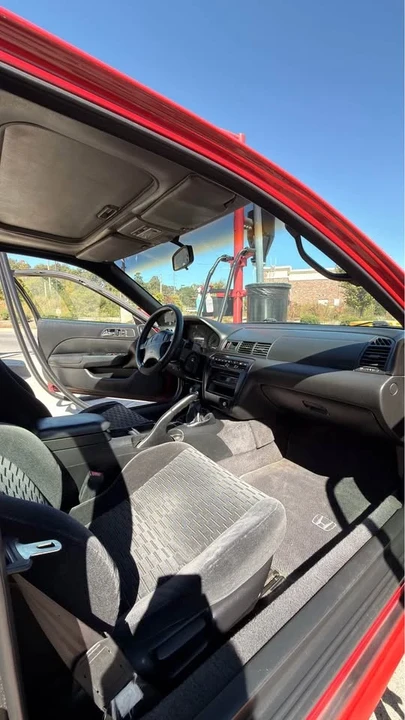 1997 Honda Prelude 5th Gen - Image 5 of 7