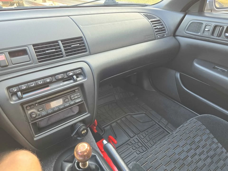 1997 Honda Prelude 5th Gen - Image 15 of 20