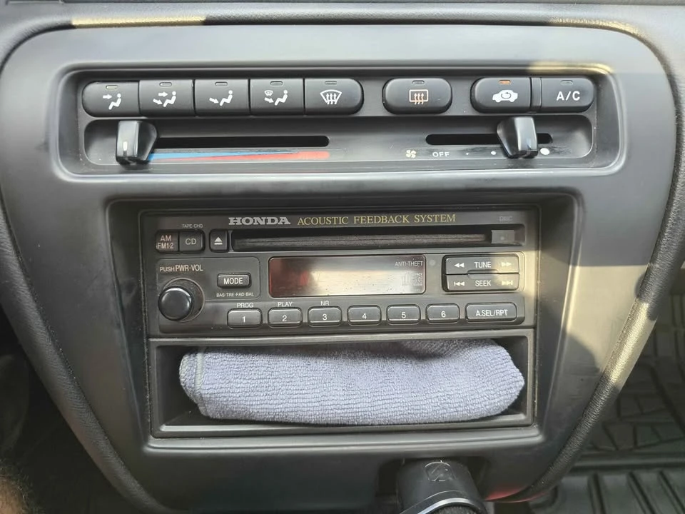 1997 Honda Prelude 5th Gen - Image 12 of 20