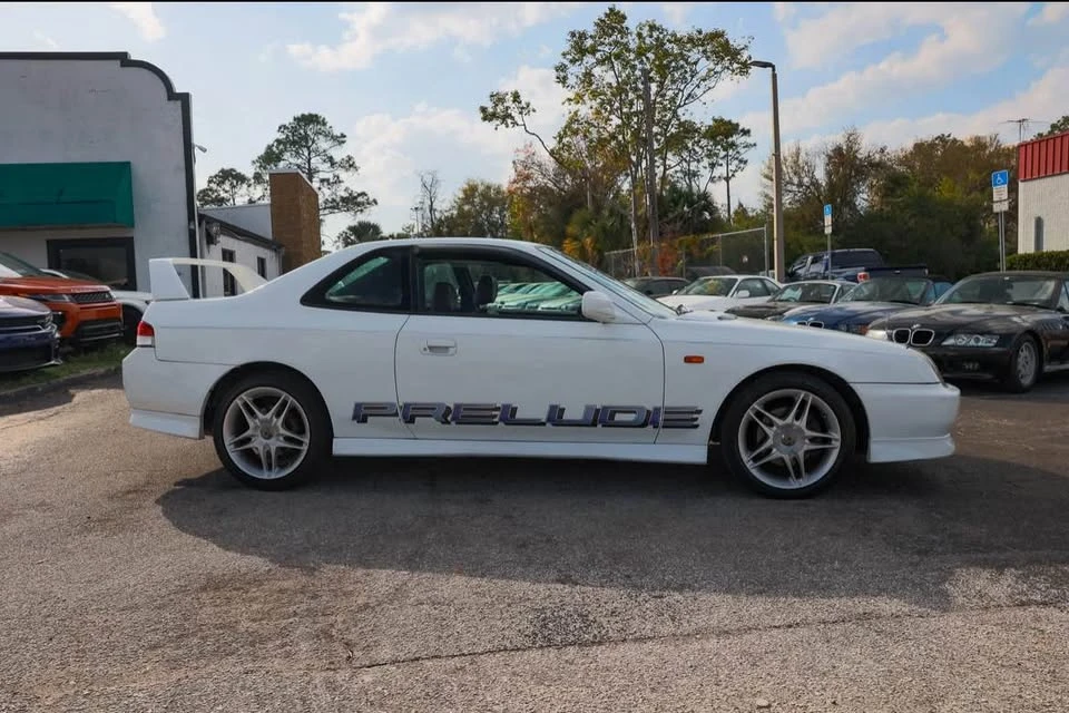 1997 Honda Prelude 5th Gen - Image 3 of 19