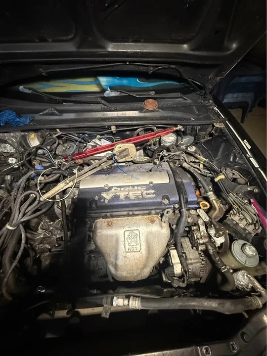 1997 Honda Prelude 5th Gen - Image 2 of 5