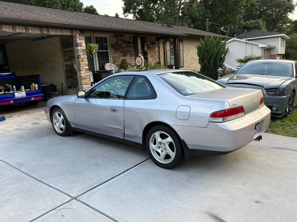 1997 Honda Prelude 5th Gen - Image 2 of 8
