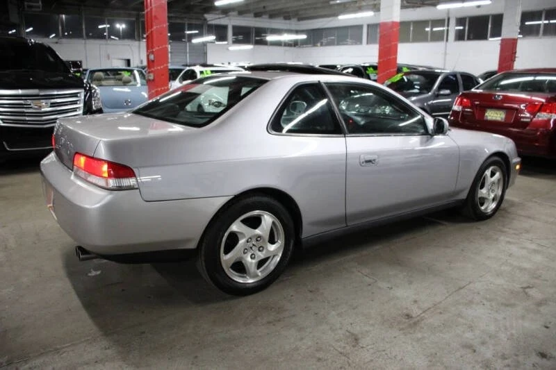 1997 Honda Prelude 5th Gen - Image 5 of 19