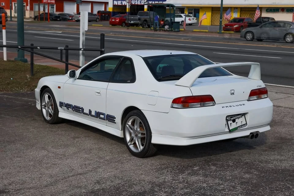 1997 Honda Prelude 5th Gen - Image 7 of 14