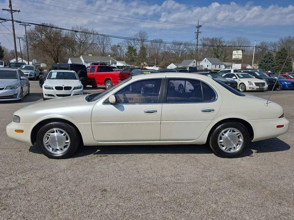 1997 Infiniti J30 - Image 19 of 21