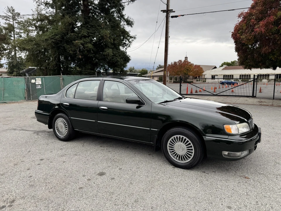 1997 Infiniti I30 1st Gen - Image 11 of 31