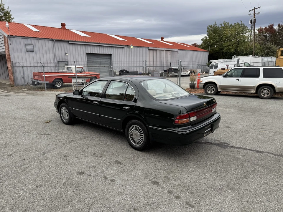 1997 Infiniti I30 1st Gen - Image 17 of 31