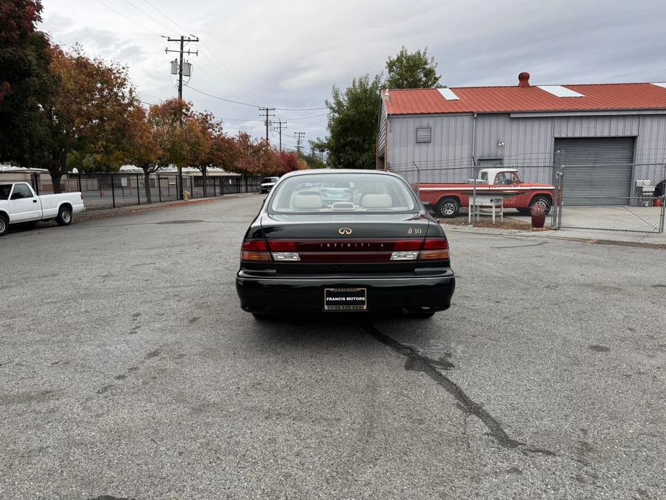 1997 Infiniti I30 1st Gen - Image 18 of 31