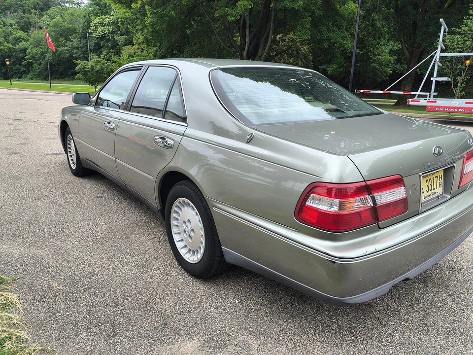 1997 Infiniti Q45 2nd Gen - Image 9 of 31