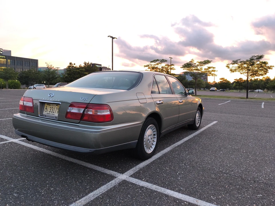 1997 Infiniti Q45 2nd Gen - Image 12 of 31