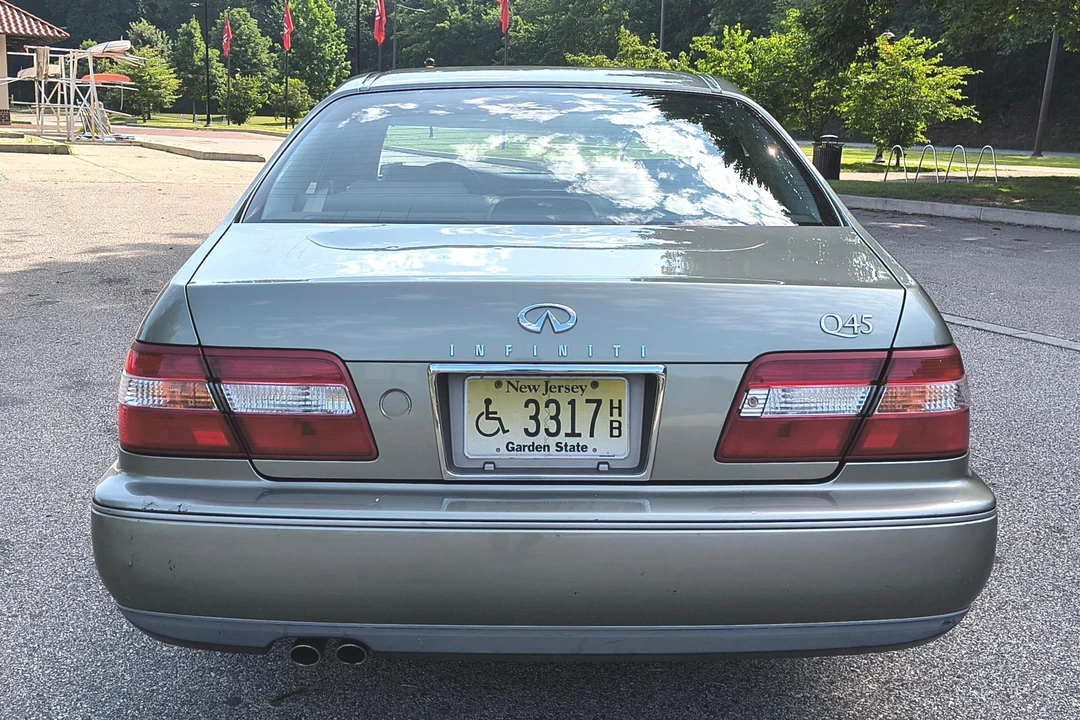 1997 Infiniti Q45 2nd Gen - Image 5 of 31