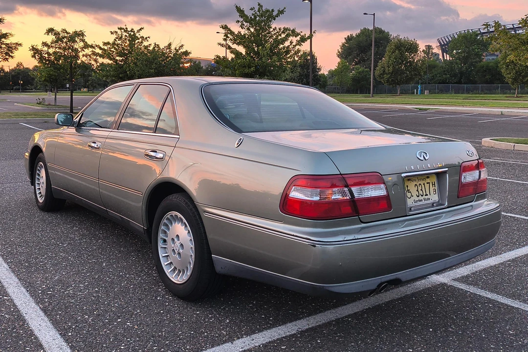 1997 Infiniti Q45 2nd Gen - Image 4 of 31