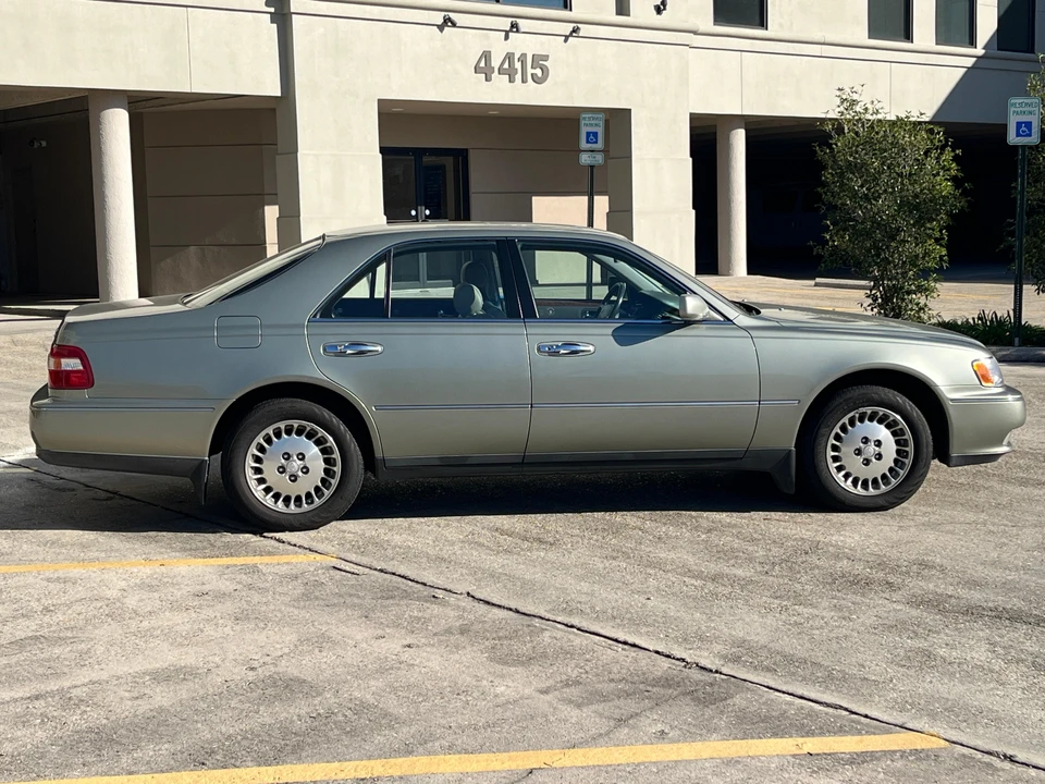1997 Infiniti Q45 2nd Gen - Image 10 of 31
