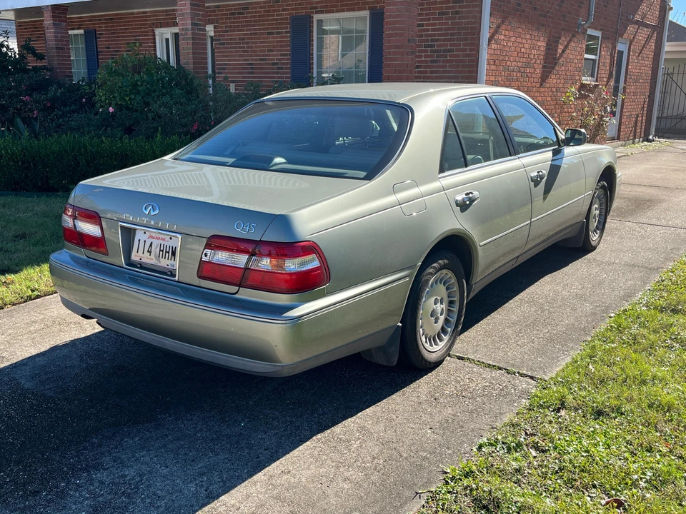1997 Infiniti Q45 2nd Gen - Image 15 of 31