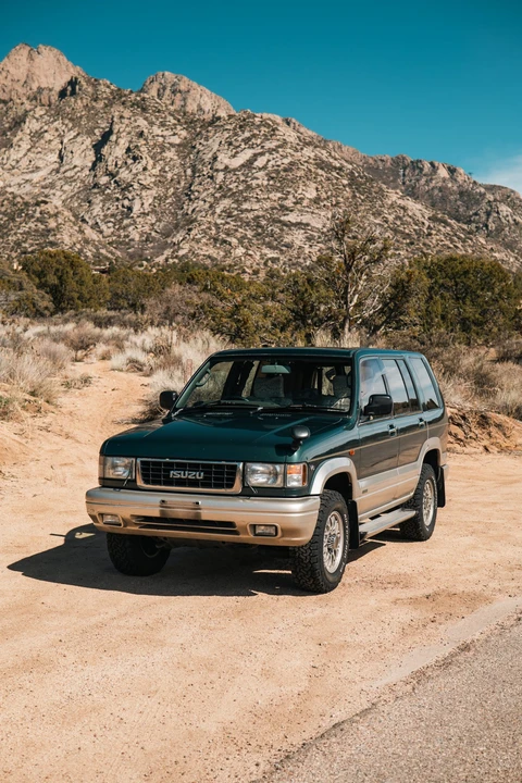 1997 Isuzu Trooper - Image 7 of 31