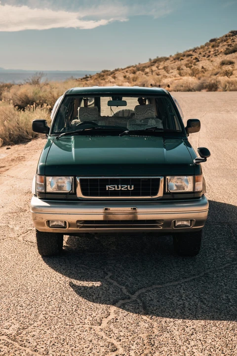 1997 Isuzu Trooper - Image 15 of 31