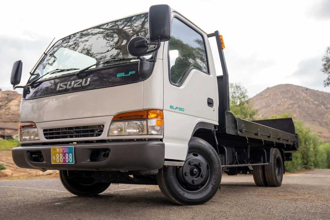 1997 Isuzu Elf - Image 4 of 31