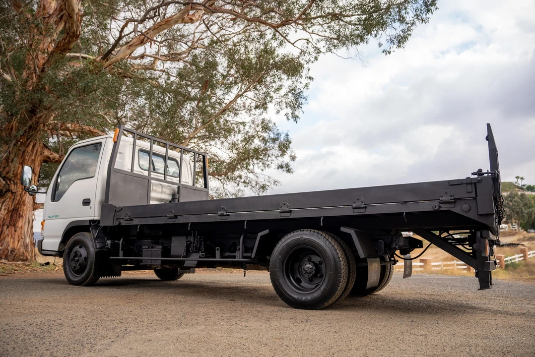 1997 Isuzu Elf - Image 19 of 31