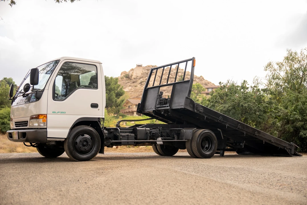 1997 Isuzu Elf - Image 22 of 31