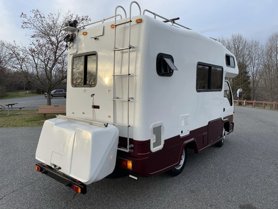 1997 Isuzu Elf - Image 22 of 31