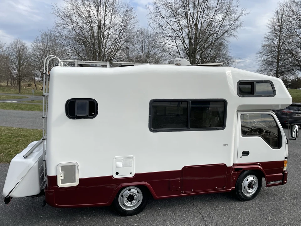 1997 Isuzu Elf - Image 20 of 31