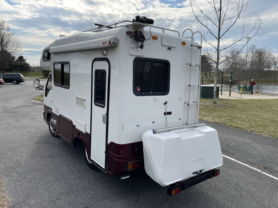 1997 Isuzu Elf - Image 29 of 31