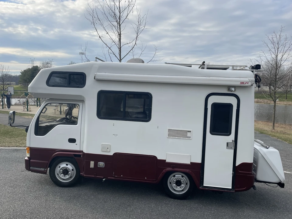 1997 Isuzu Elf - Image 31 of 31