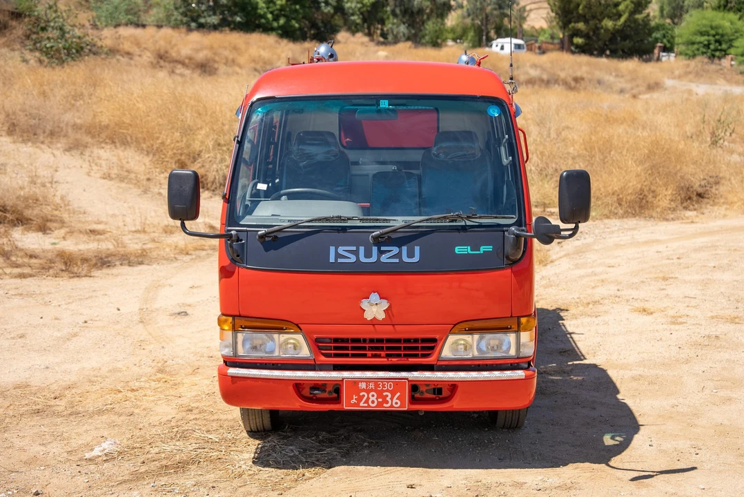 1997 Isuzu Elf - Image 5 of 31