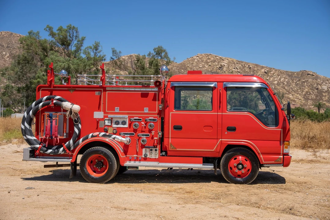 1997 Isuzu Elf - Image 11 of 31