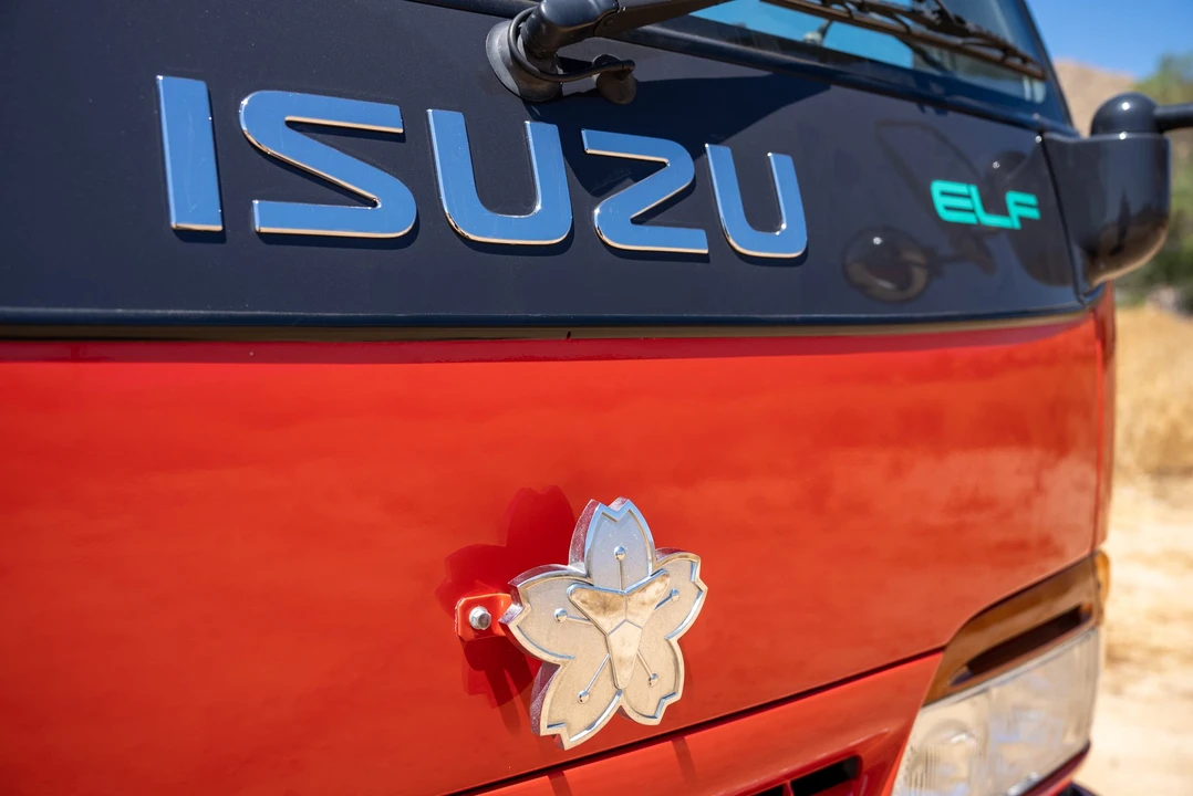 1997 Isuzu Elf - Image 26 of 31