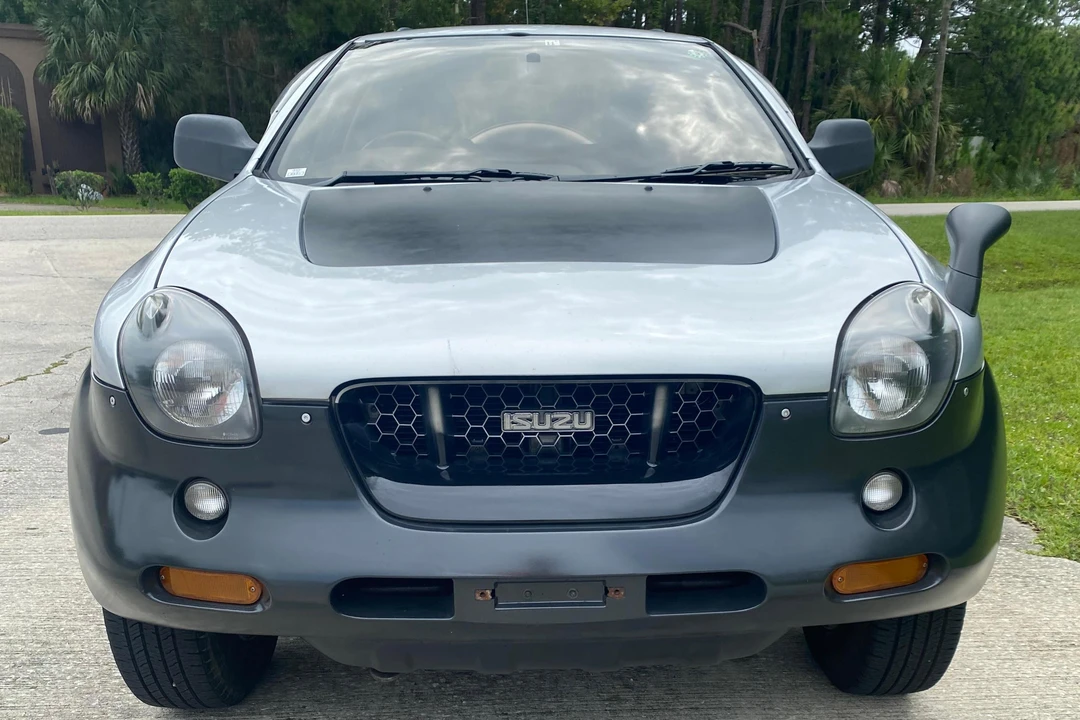 1997 Isuzu VehiCROSS - Image 2 of 31