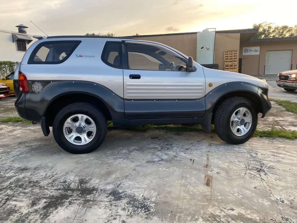 1997 Isuzu VehiCROSS - Image 13 of 31