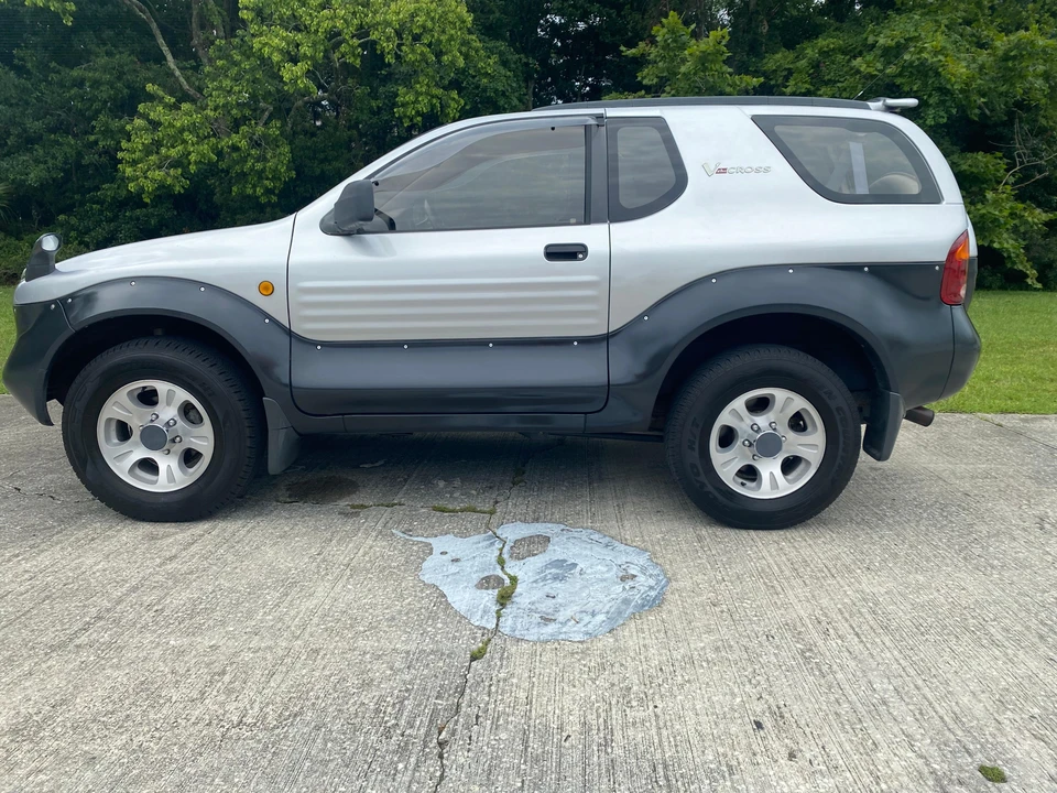 1997 Isuzu VehiCROSS - Image 10 of 31