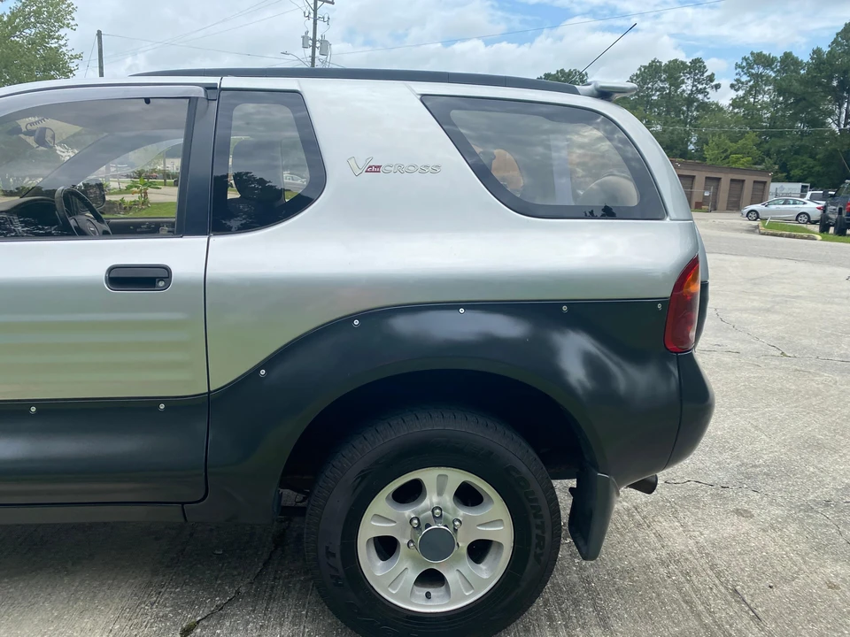 1997 Isuzu VehiCROSS - Image 23 of 31