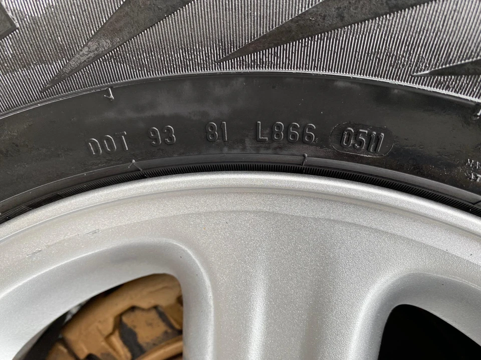 1997 Isuzu VehiCROSS - Image 22 of 31