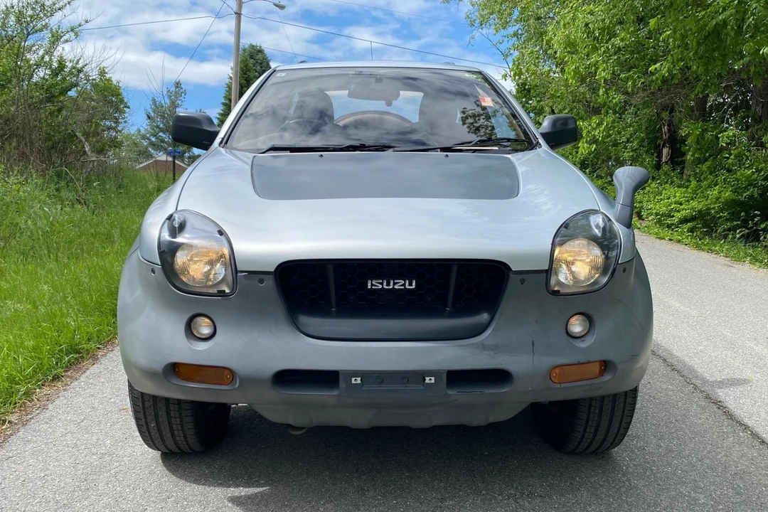 1997 Isuzu VehiCROSS - Image 2 of 31