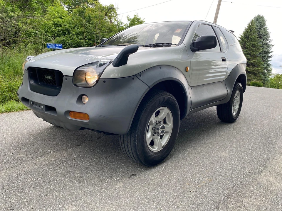 1997 Isuzu VehiCROSS - Image 7 of 31