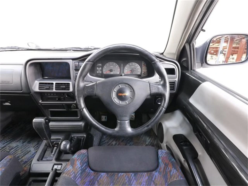 1997 Isuzu VehiCROSS - Image 9 of 31