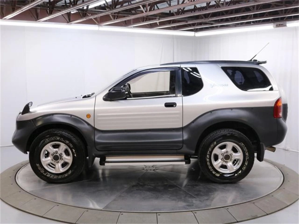 1997 Isuzu VehiCROSS - Image 3 of 31