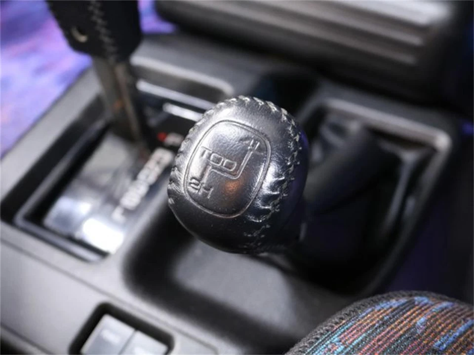 1997 Isuzu VehiCROSS - Image 13 of 31