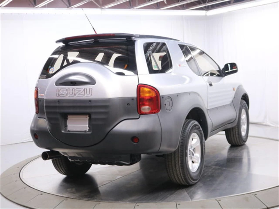 1997 Isuzu VehiCROSS - Image 7 of 31