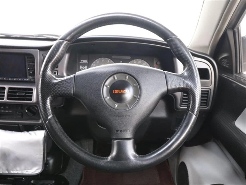 1997 Isuzu VehiCROSS - Image 10 of 31