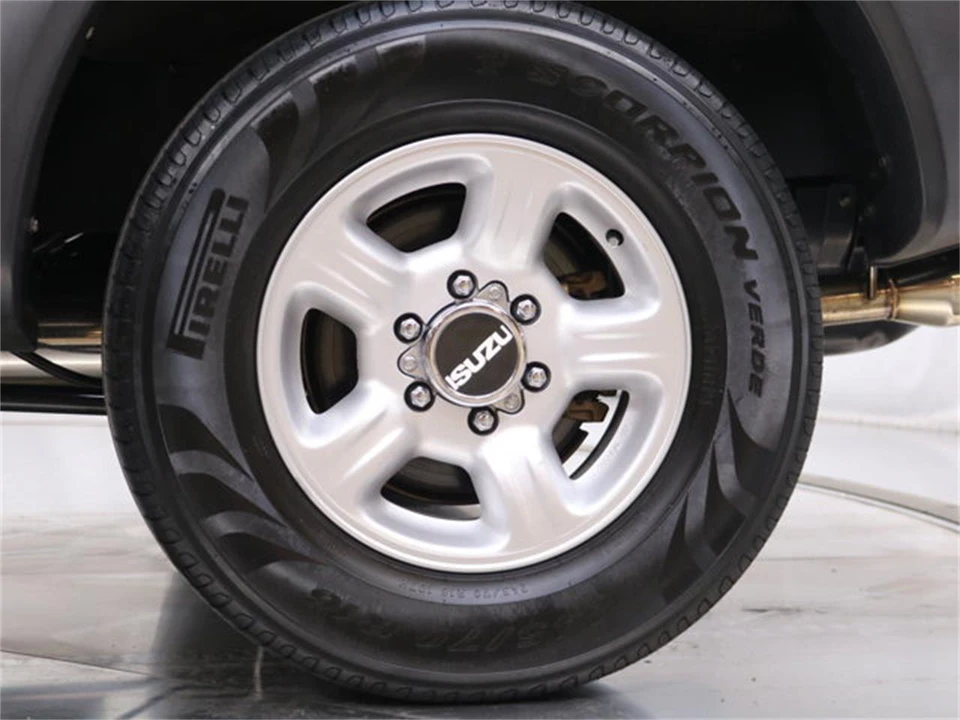 1997 Isuzu VehiCROSS - Image 29 of 31