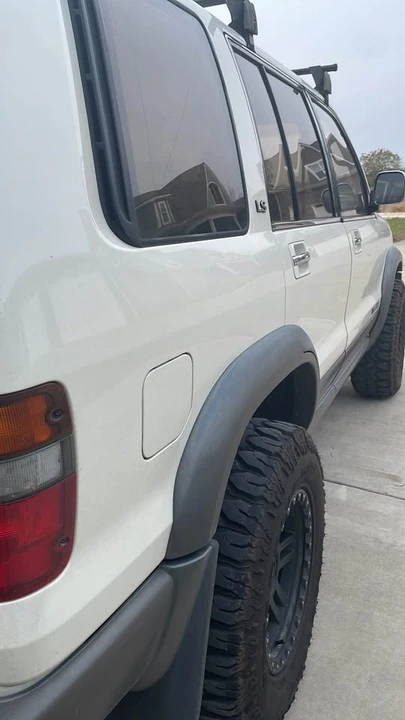 1997 Isuzu Trooper - Image 9 of 15
