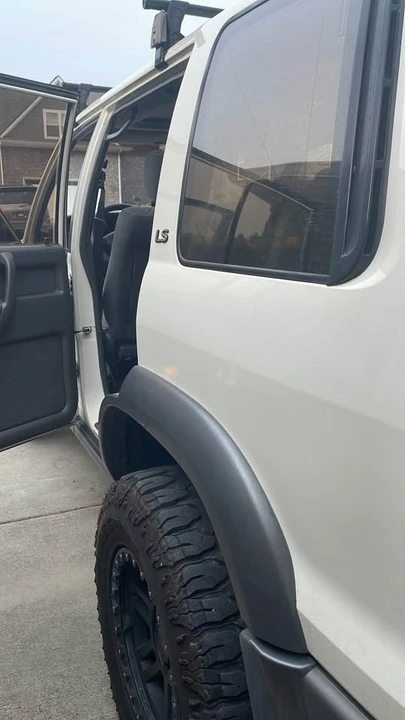 1997 Isuzu Trooper - Image 10 of 15